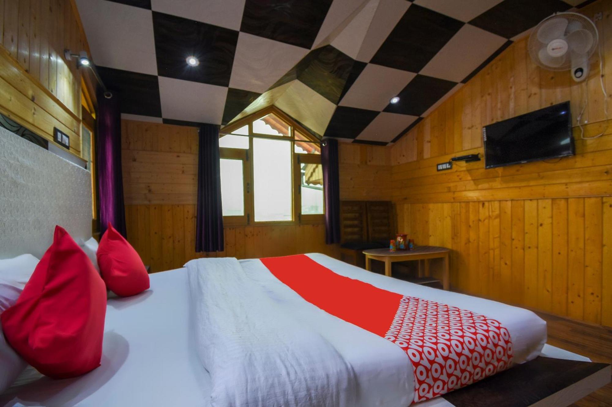 Oyo Hotel New Divine Kashmir Durgjan Luaran gambar