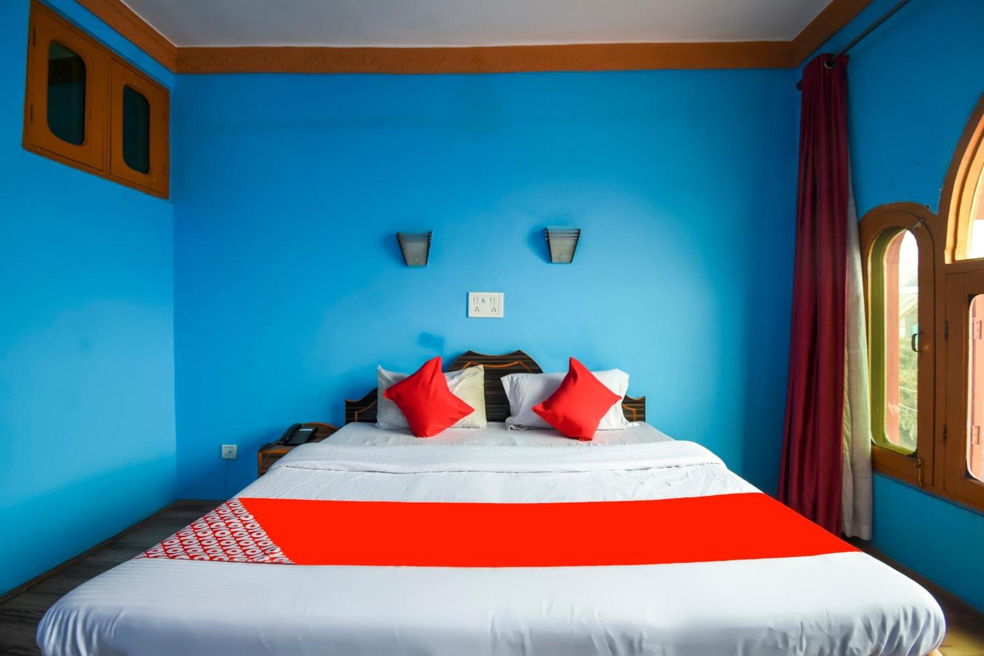Oyo Hotel New Divine Kashmir Durgjan Luaran gambar