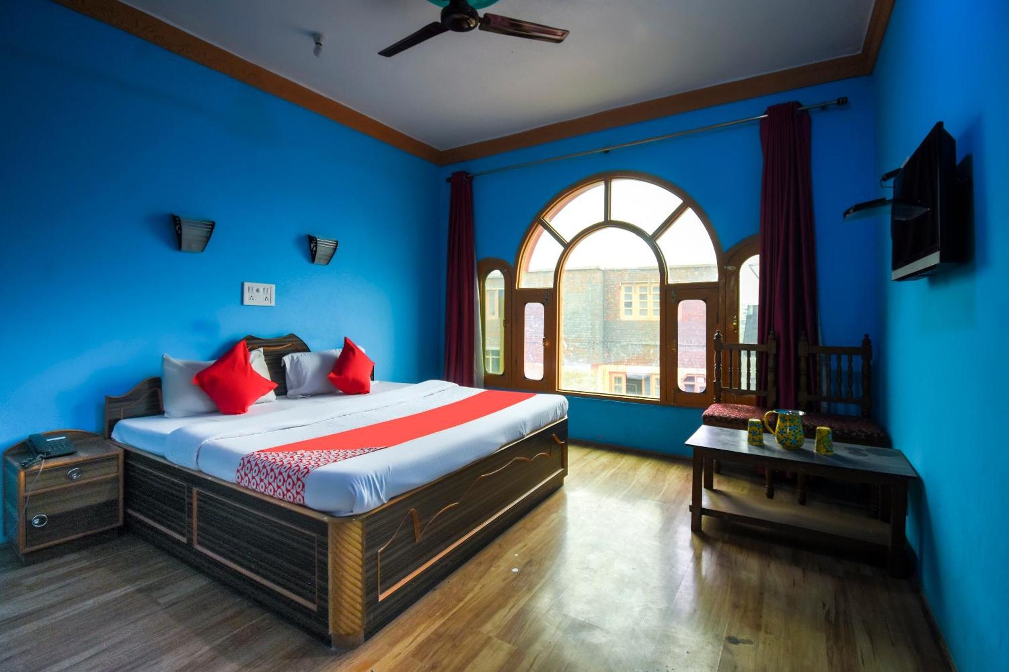 Oyo Hotel New Divine Kashmir Durgjan Luaran gambar
