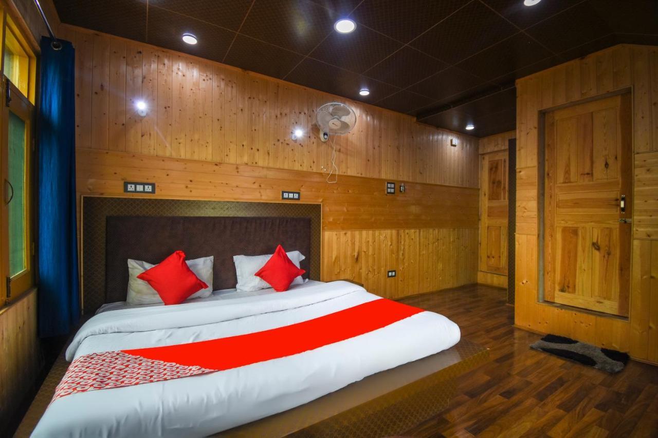 Oyo Hotel New Divine Kashmir Durgjan Luaran gambar